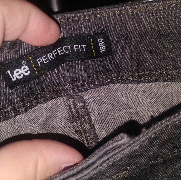 Lee Perfect Fit Gray jeans womens 16 shapetastic stretch NWT - Picture 4 of 5